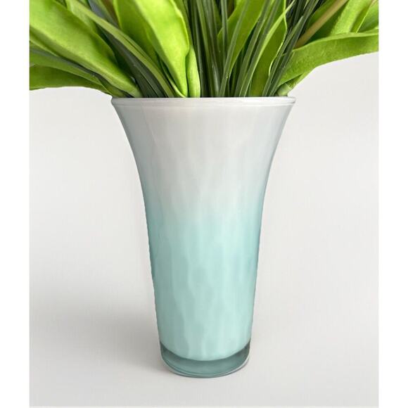 Vintage Libbey Ombre Teal Blue White Glass Vase 8" H Easter Spring Decor Pastel - Picture 2 of 10